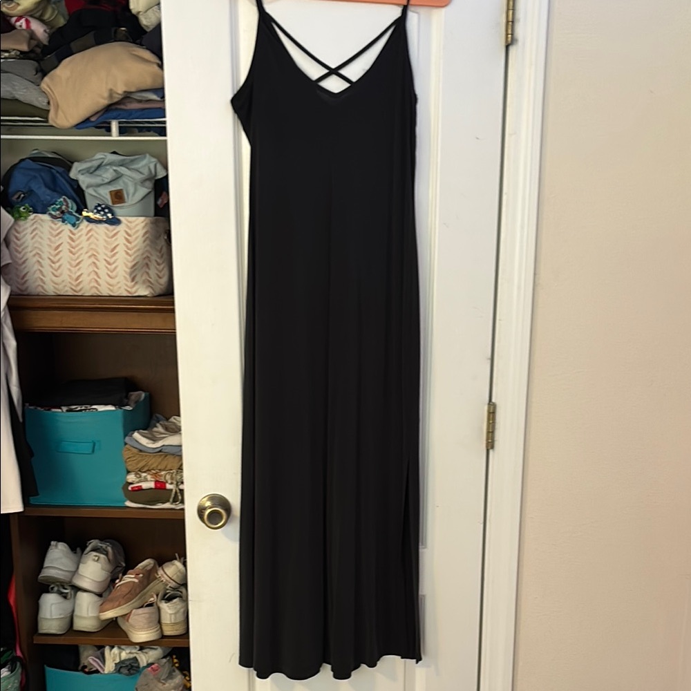 Lush Black Sleeveless Spaghetti Strap Sundress Maxi